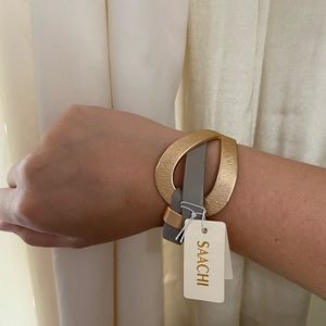 Saachi rose gold bracelet